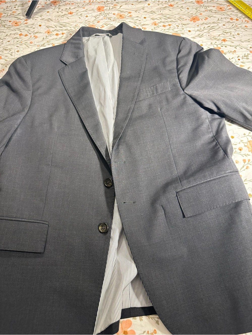 Todd Snyder Wool Mayfair fit Grey Two-Button Sport Coat blazer Size 40S